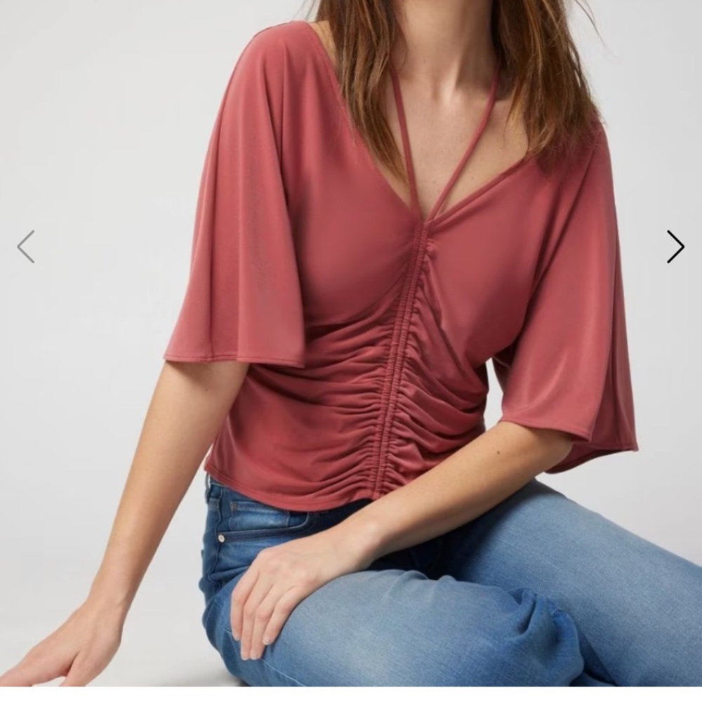 NWT matte Jersey Ruched Front V-Neck Top